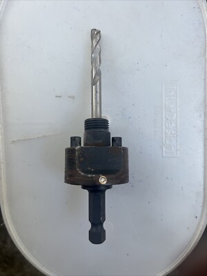 Milwaukee 49-56-7250 3/8'' Bi-Metal Large Thread Quick Change Hole Saw Arbor
