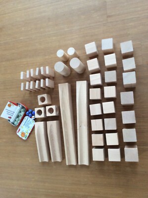 HABA Kugelbahn Grundbausatz und vier Zusatzelemente - tolle Geschenkidee