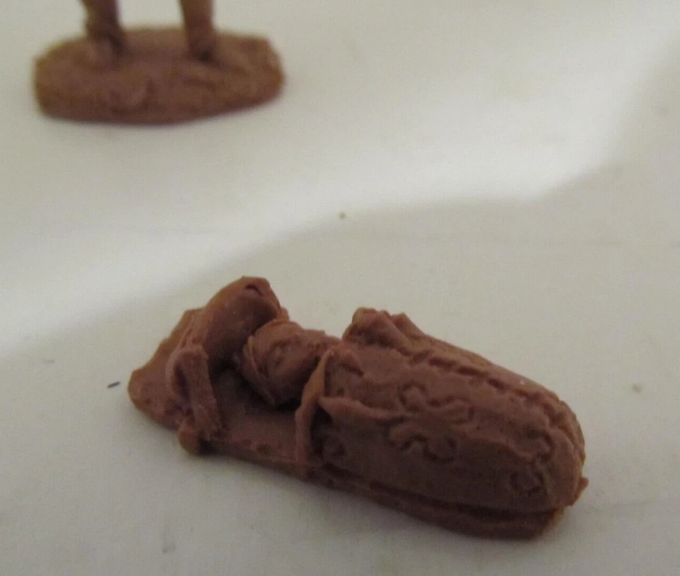 Barzso Camp Indians Western Playset Indian Woman With Baby Figure - Image 3 of 4