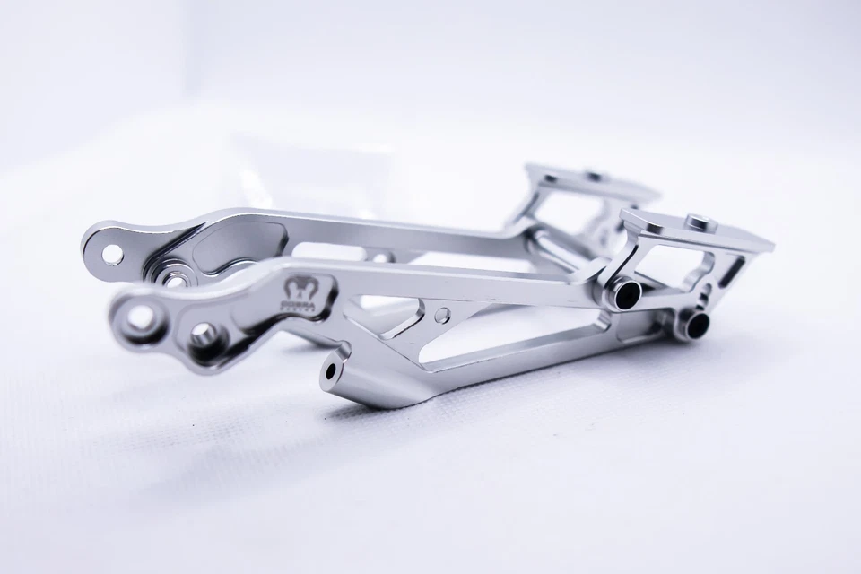 Soporte de ala cromado para Arrma 1/8 6S Kraton Typhon Talion Senton Outcast Notorious Foto 2 de 4