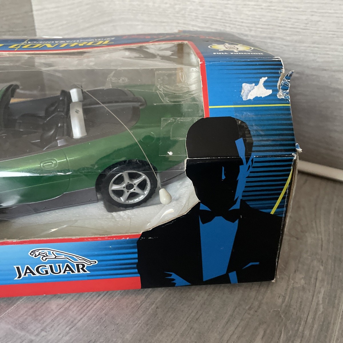Jaguar XKR James Bond - 1/18 - the bankstalk group - Collection