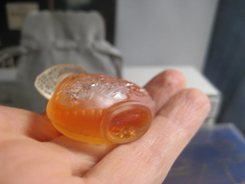 🎁lot Mini Vintage Lalique PARFUM perfume Silences Jean Desprez Bal A versailles - Image 3 of 4