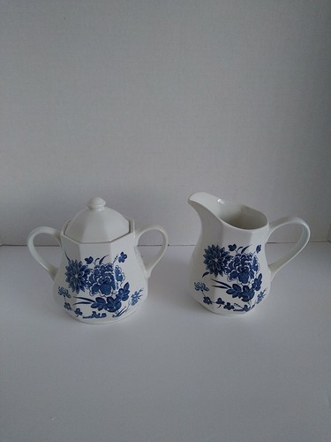 J & G Meakin Royal Staffordshire Ironstone Liberty Creamer & Sugar Bowl Set Blue - Picture 2 of 12