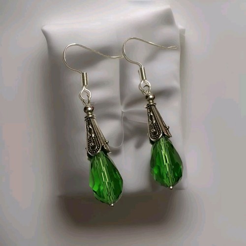 Vintage Art Deco Style Green Faceted Teardrop Crystal Earrings In Silver Plate - Picture 4 of 9