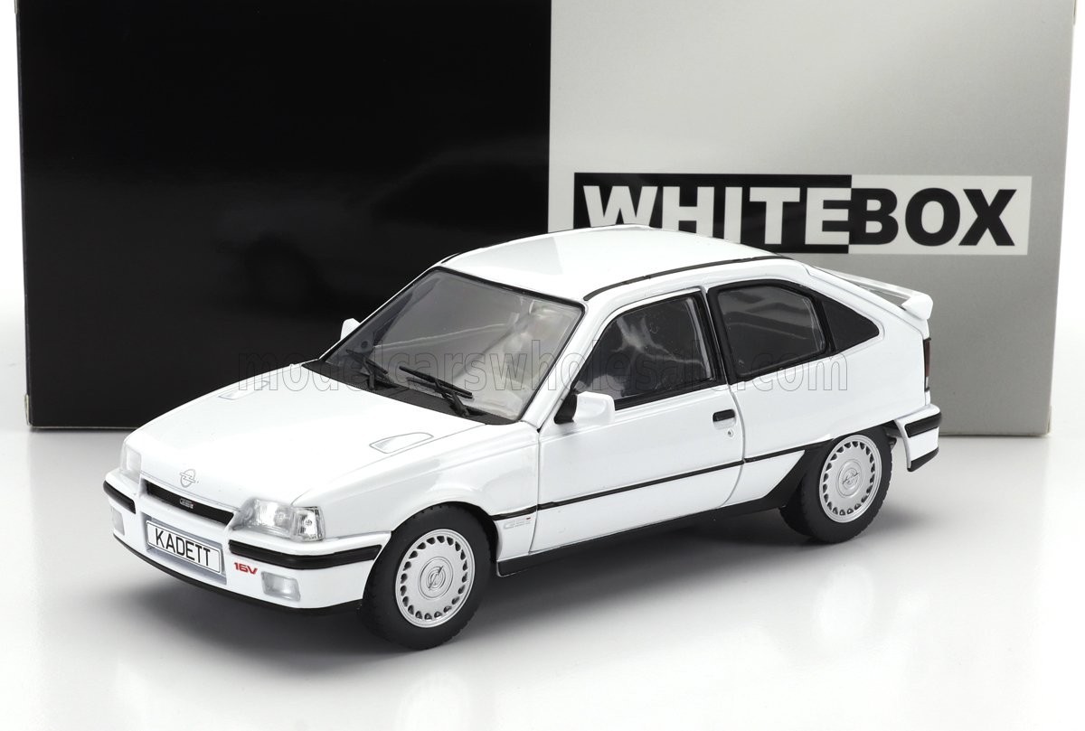 WHITEBOX 1:24 SCALE OPEL KADETT GSI (VAUXHALL ASTRA GTE) WHITE DIECAST MODEL CAR