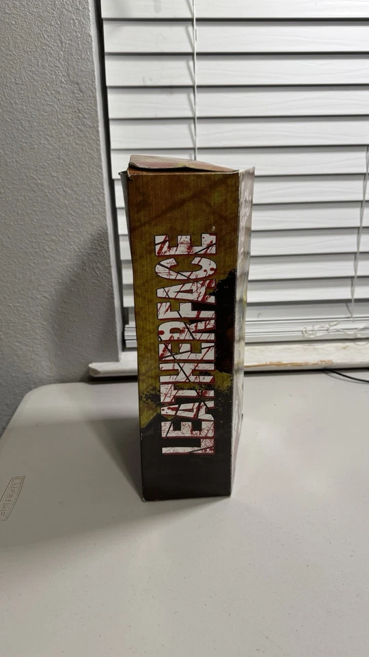 Muñecas Leatherface Living Dead Mezco 2007 - The Texas Chainsaw Massacre Foto 2 de 4