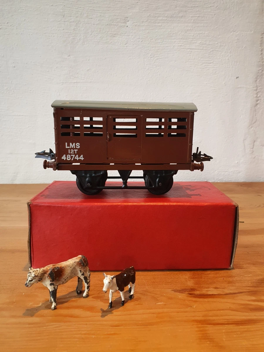 HORNBY O WAGON BRITISH RAILWAYS FURNITURE BON ÉTAT TÔLE ET
