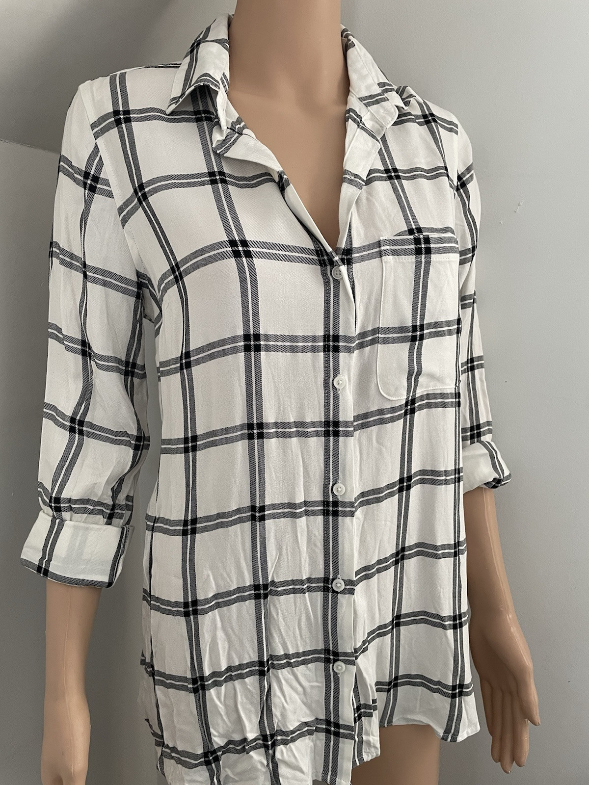 Old Navy Relaxed Soft-Washed Classic Windowpane Button Up Black & White NWT