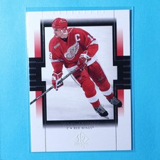 1999-00 SP Authentic #30 Steve Yzerman - Detroit Red Wings