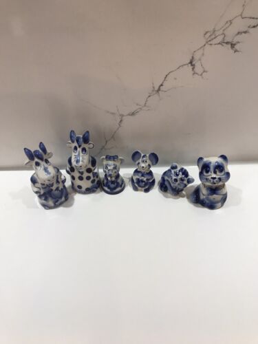 Figurines miniatures vintage en céramique bleu et blanc. Lot de 6 vaches chatons souris - Photo 1/11