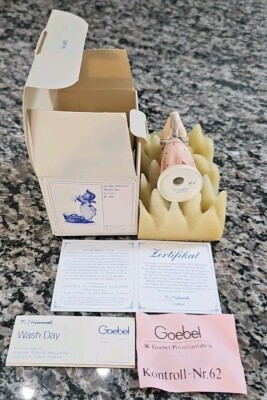 Goebel M.I. Hummel 321/4/0 ''Wash Day'' New Open Box w/Name Card TMK-6 3.125''