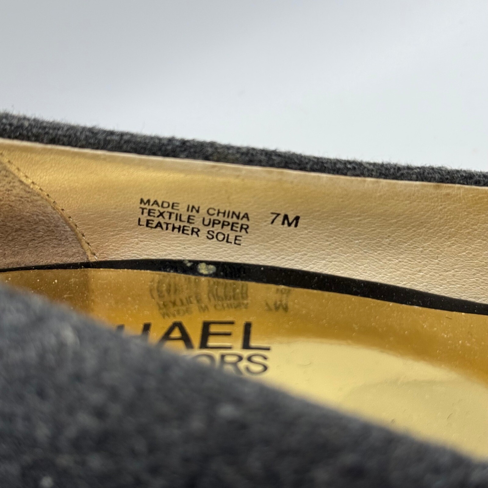 Michael Kors Gray Wool Leather Heels Pumps Classic Logo Detail Size 7M thumbnail 7