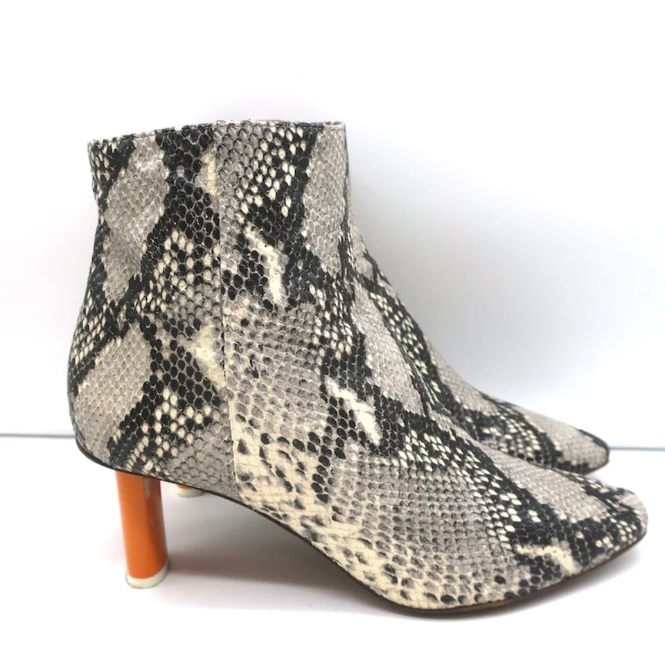 Vetements Demna Gvaslia Botines Ligeros Gris Piel de Serpiente Talla 41 Foto 2 de 4