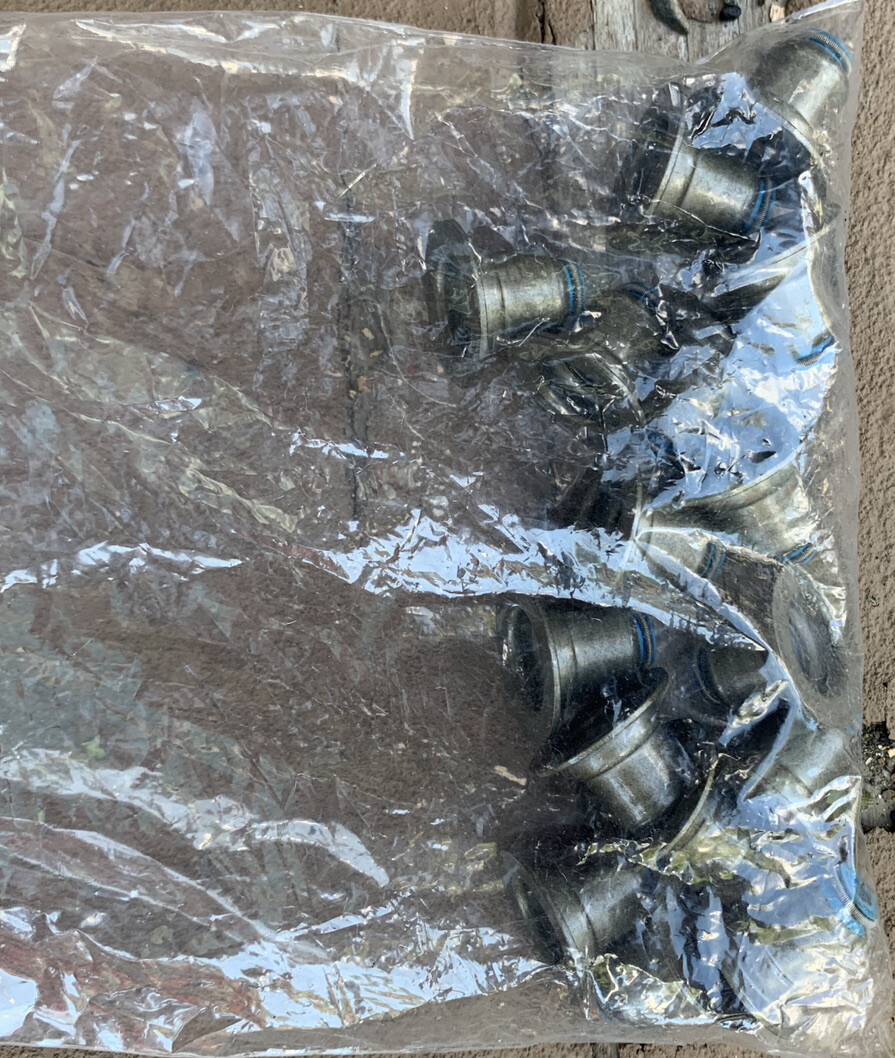 0716 R55 R56 R55 R60 MINI Cooper Valve Stem Seal Kit 11340033950 N12