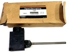 NOS Signal-Stat Lighting 137 98317 Micro Switch