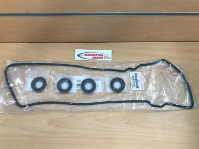 GENUINE TOYOTA 95-04 TACOMA 2.4 2.7 VALVE COVER & SPARK PLUG TUBE
