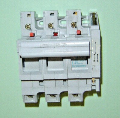 Porte-fusible SOCOMEC RMS50 Avec Fusible 50A - État Neuf, Report D'état Inclus
