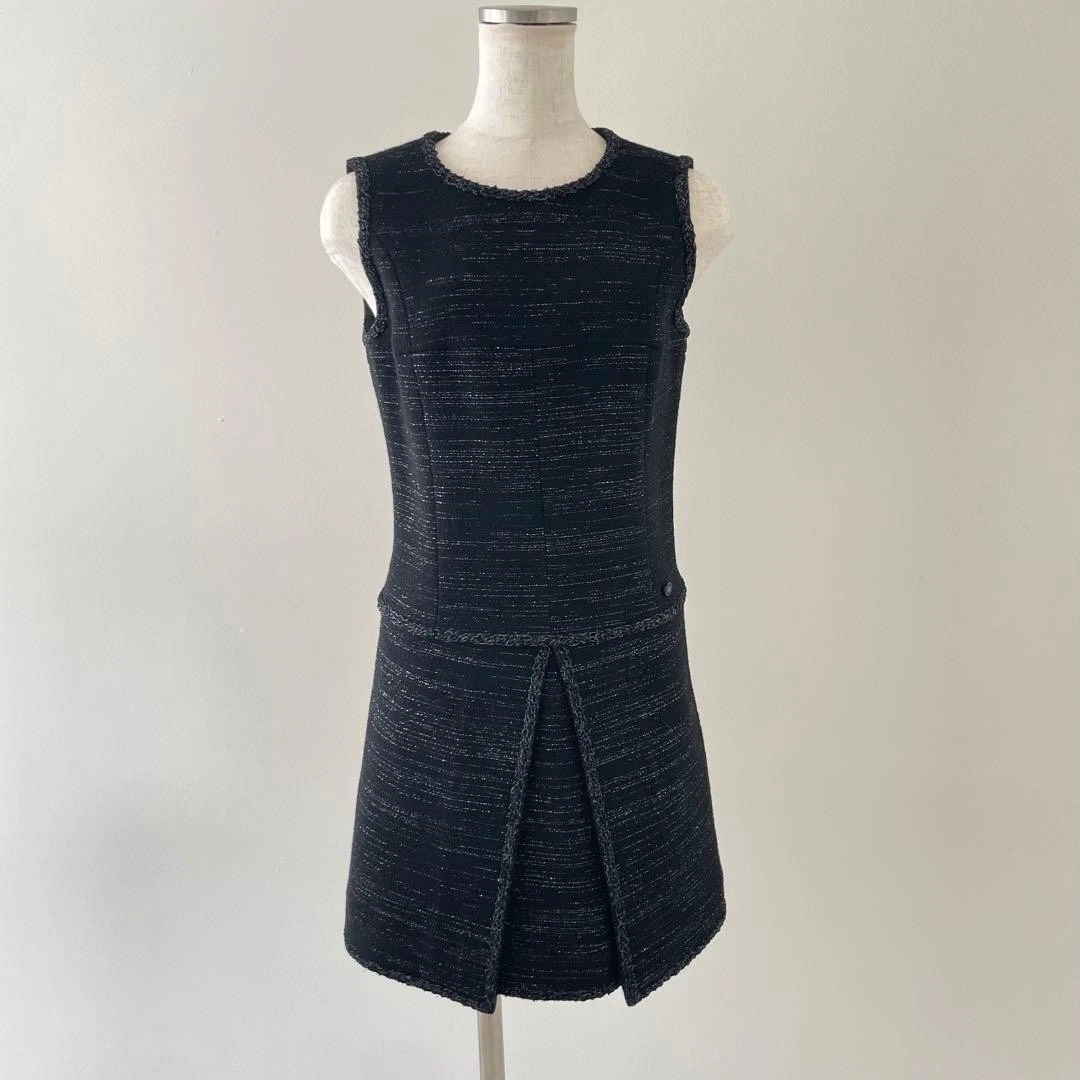Chanel — Chanel Sleeveless Knit Dress Size:36 Dark Navy/Metallic good condition SK1722