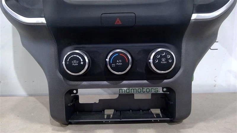 2019-2020 DODGE RAM 1500 AQUECEDOR CONTROLE A/C P68340281AD - Imagem 2 de 4