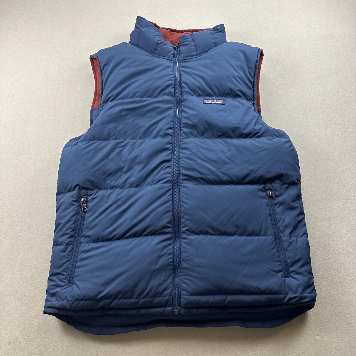 Patagonia Bivy Down Vest Jacket Mens Medium Blue Red Reversible