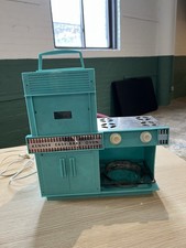 Vintage 1960s Kenner Easy-Bake Oven Turquoise with 2 Pans   Tested