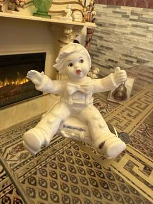 Seltene Hummel Arbeitsmuster Weiß Figur  Hum 2089/B  TMK8 Rare