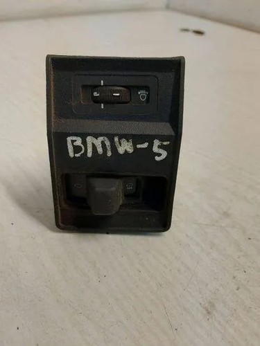 BMW 5 Touring E34 Nebelscheinwerferschalter 8110498 2.00 Petrol 110kw 24421761