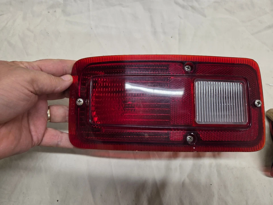 Par de luces traseras para camioneta Dodge 1971-1977 71 72 73 74 75 76 77 serie B OEM Foto 2 de 4