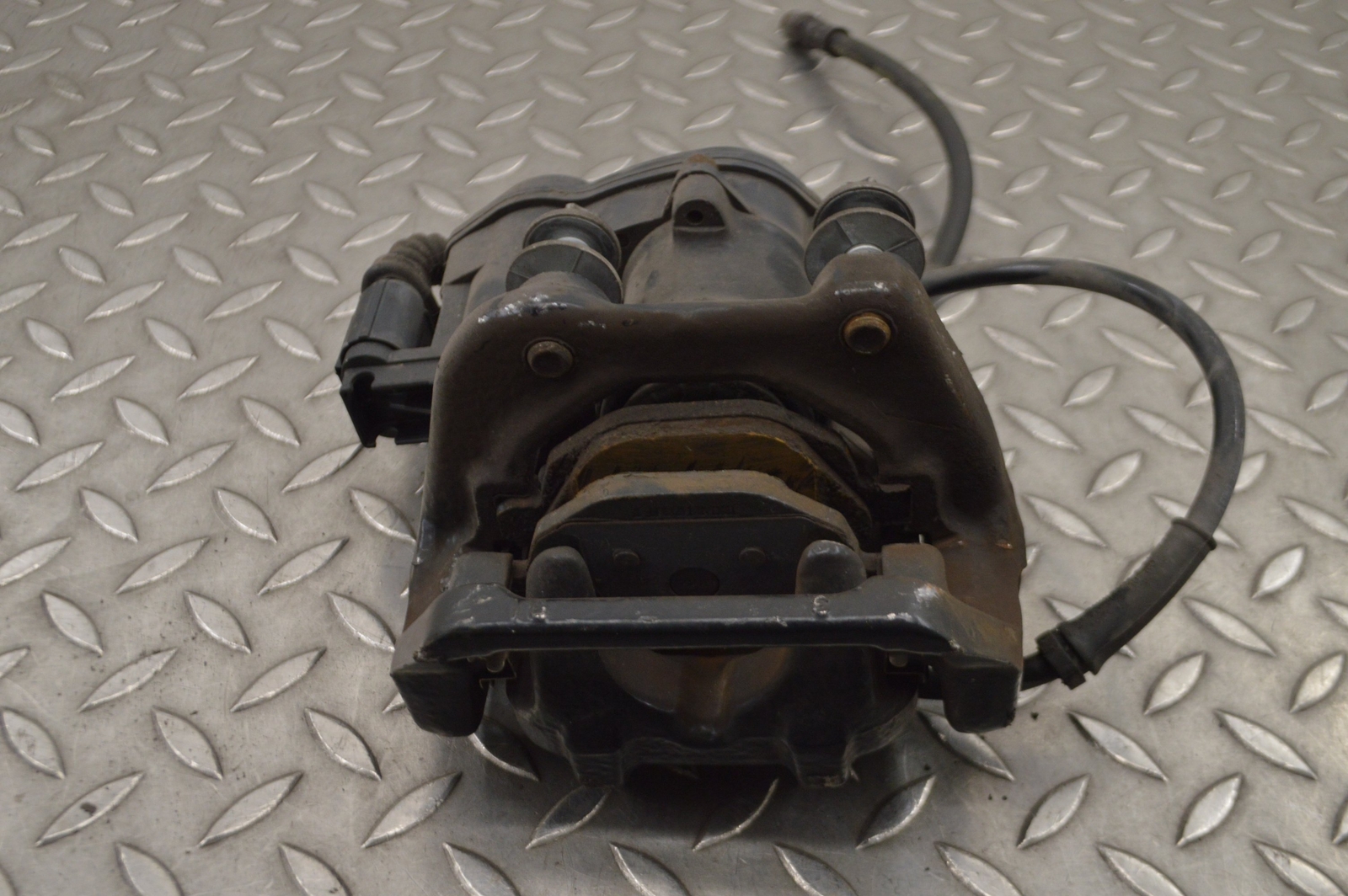 BMW i8 I12 2015 RHD Rear Left Brake Caliper 14895401 eBay