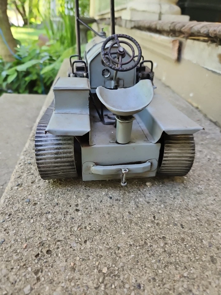 Caterpillar Tractor Co 2 Ton Tin Sculpture Collectible  - Image 4 of 4