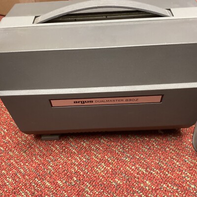 argus DUALMASTER 890Z 8mmフィルム映写機　通電のみ確認済 Argus Dualmaster 890Z Movie 8mm Film Projector With Case And Cord