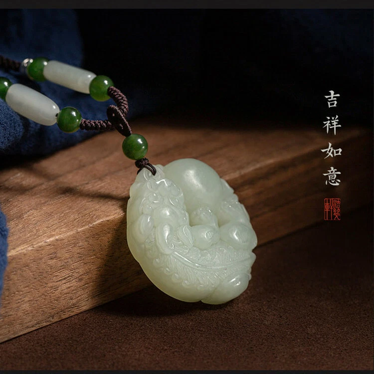 Hetian Jade Pixiu 吊坠 男士和女士 Hetian Jade 项链 情侣玉 — 第 4/4 张图片