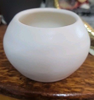 Van Briggle Bowl White  Round Signed Original OOAK Hand Thrown Hull MCM Vtg
