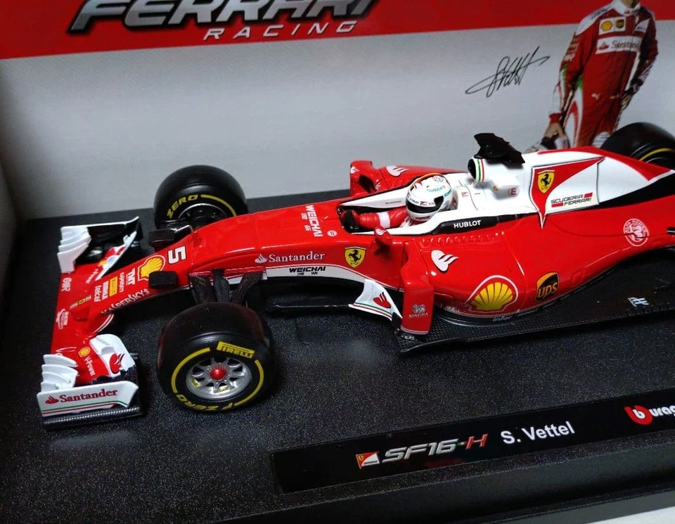 Modellino auto Burago Ferrari SF16-H scala 1/18 Sebastian Vettel driver nuovo - Immagine 4 di 4