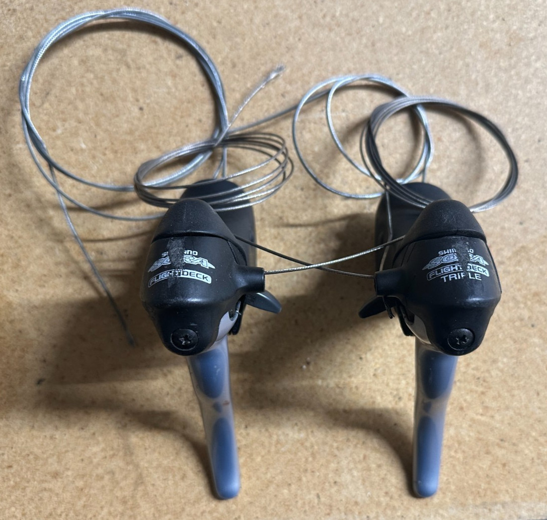 Shimano Sora ST-3300 Flightdeck 3x8 Road Bike Triple Brake L