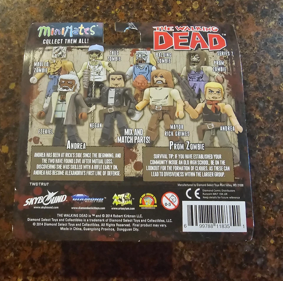 NUEVO Minimates Andrea Prom Zombie The Walking Dead Juguetes "R" Exclusivo de Estados Unidos Foto 2 de 2