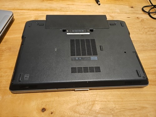 Dell Latitude E6430 i5 Laptop – Used – Battery Fault – For Parts or Repair - Afbeelding 7 van 7