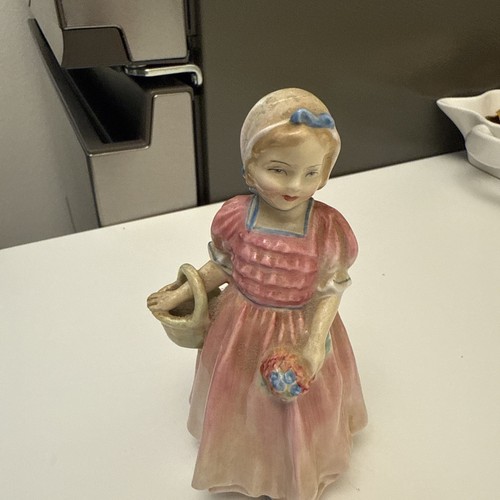 3 Vintage 1950th Royal Doulton China Figurines - Picture 17 of 18