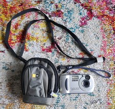 Sony Digital Camera Cybershot DSC-P31 2.0MP Silver / 32MB Memorystick