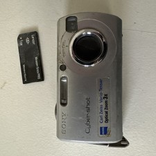 Sony Cybershot DSC-S40 4.1MP Silver Compact Digital Camera Tested No Memory Card