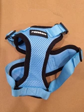 RABBITGOO CAT HARNESS BLUE MESH XS SIZE PREOWNED ATILL IN GREAT SHAPE