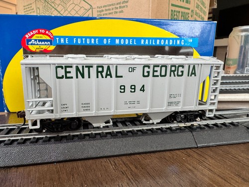 CofG964 Athearn RTR 94400.  Tolva cubierta Central of Georgia PS 2003. | Condition: New