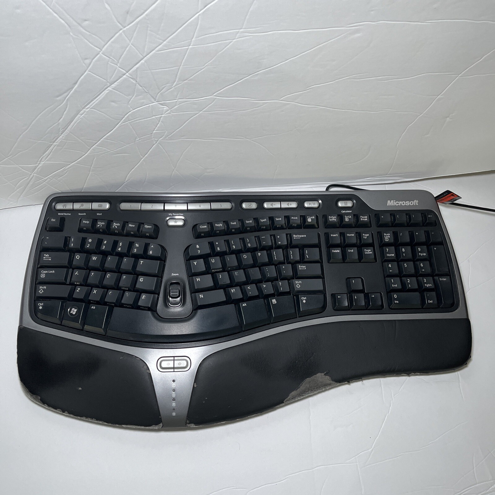Microsoft Natural Ergonomic Keyboard 4000 V1.0 KU-0462 Black