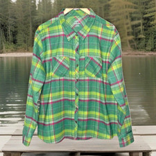 Cabela’s Woman’s Flannel Shirt Button Up Green Pink Yellow Bright Size XL Cute!
