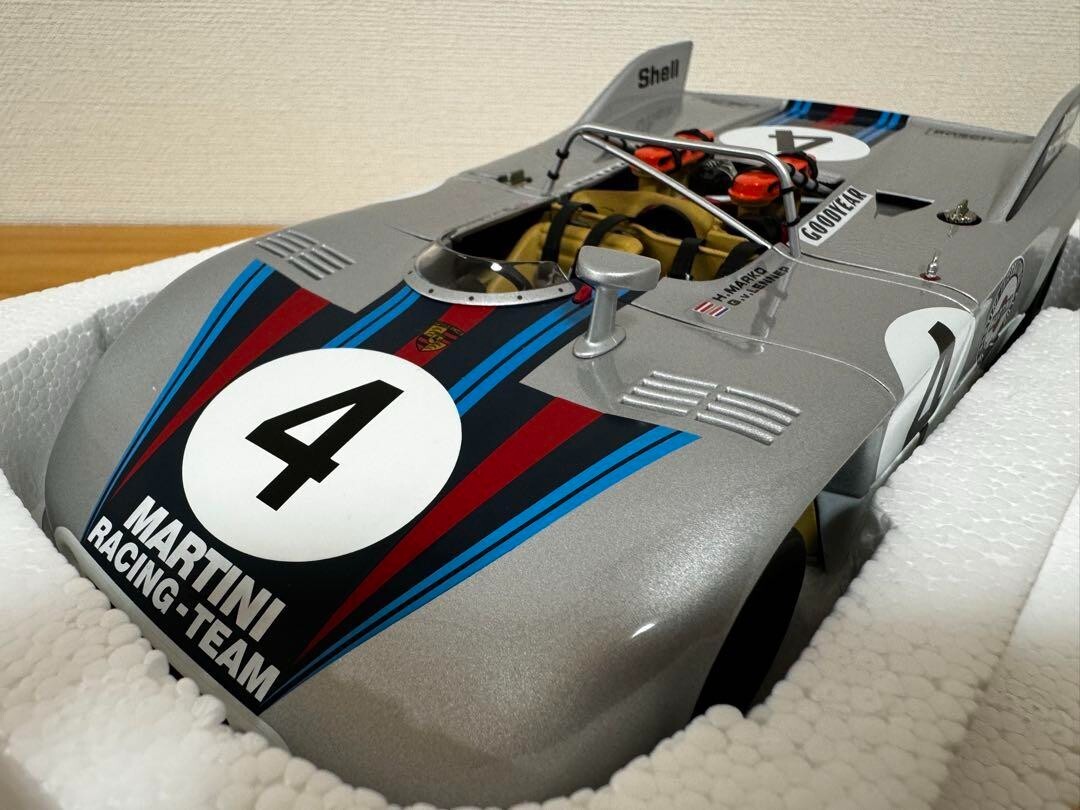 【AUTO art】 Porsche 908 / 03 #4 Martini Autoart 1/18 Porsche 908/03 #4 Martini Used Near Mint Item