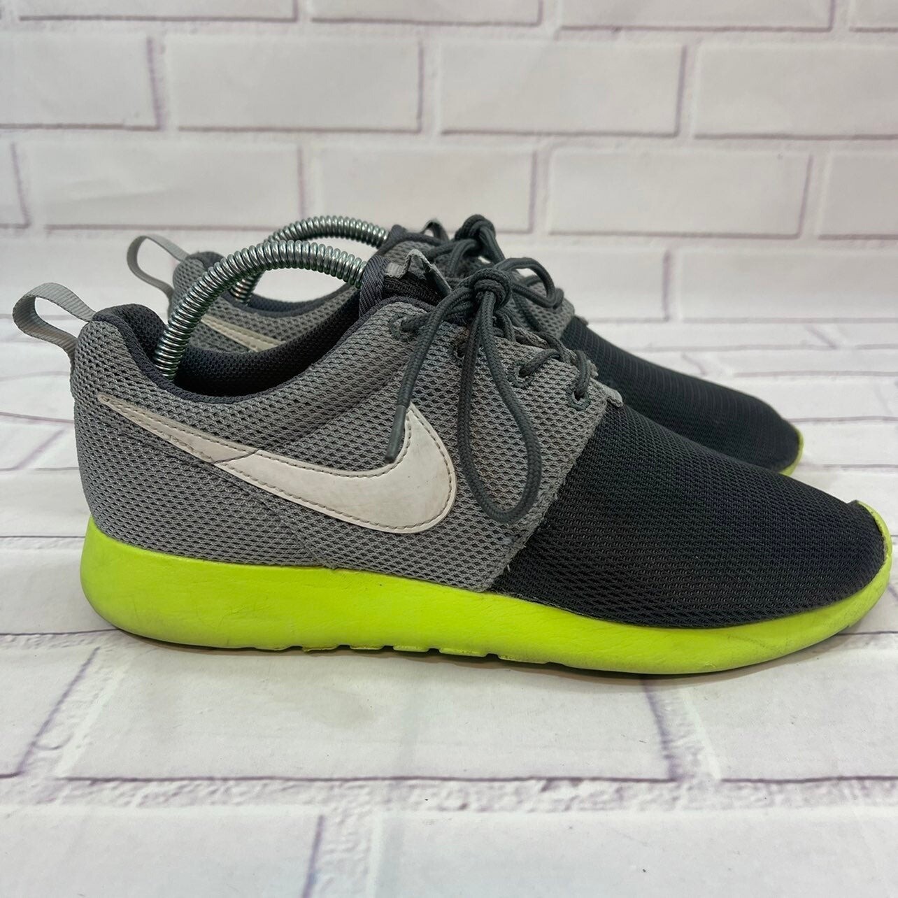 Honestidad Influencia Auto Nike Roshe Run Youth Kids Size 6Y Athletic Running Shoes Green Grey 599738  | eBay