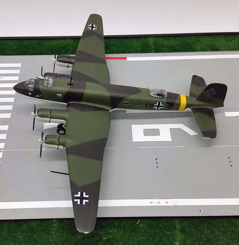 WWII German Fw 200 Condor monoplane aircraft 1/144 diecast plane Atlas Model - Image 2 of 4