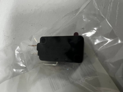 Genuine OEM Bertazzoni MICRO SWITCH Z180054