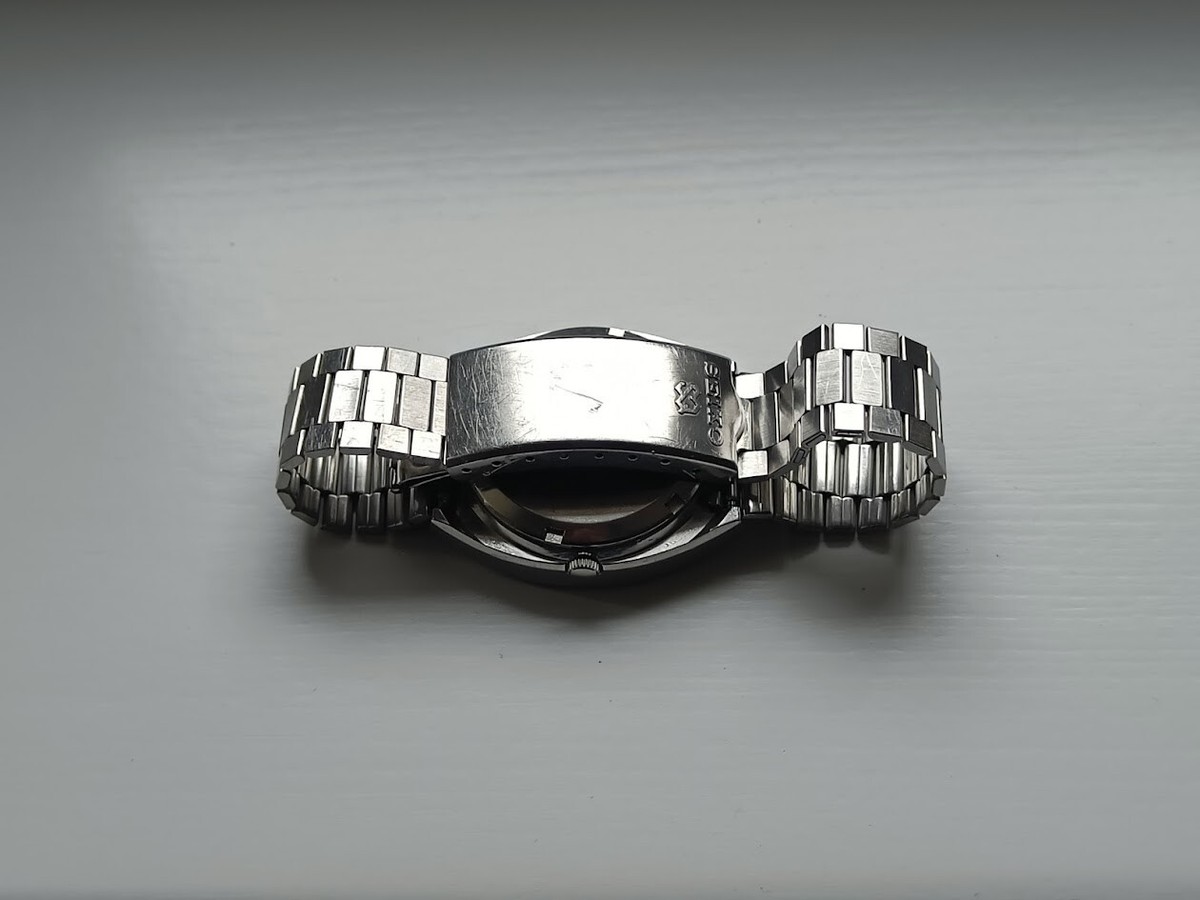 Montre Vintage Seiko 7546-602A Sports 100 Quartz - Cadran Argent Plongeur, Occasion