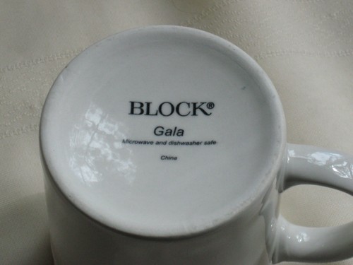 Block Gala All White, Raised Chain Style Border at Top of Mug 3 7/8" Tall 1 Mug - Picture 3 of 8